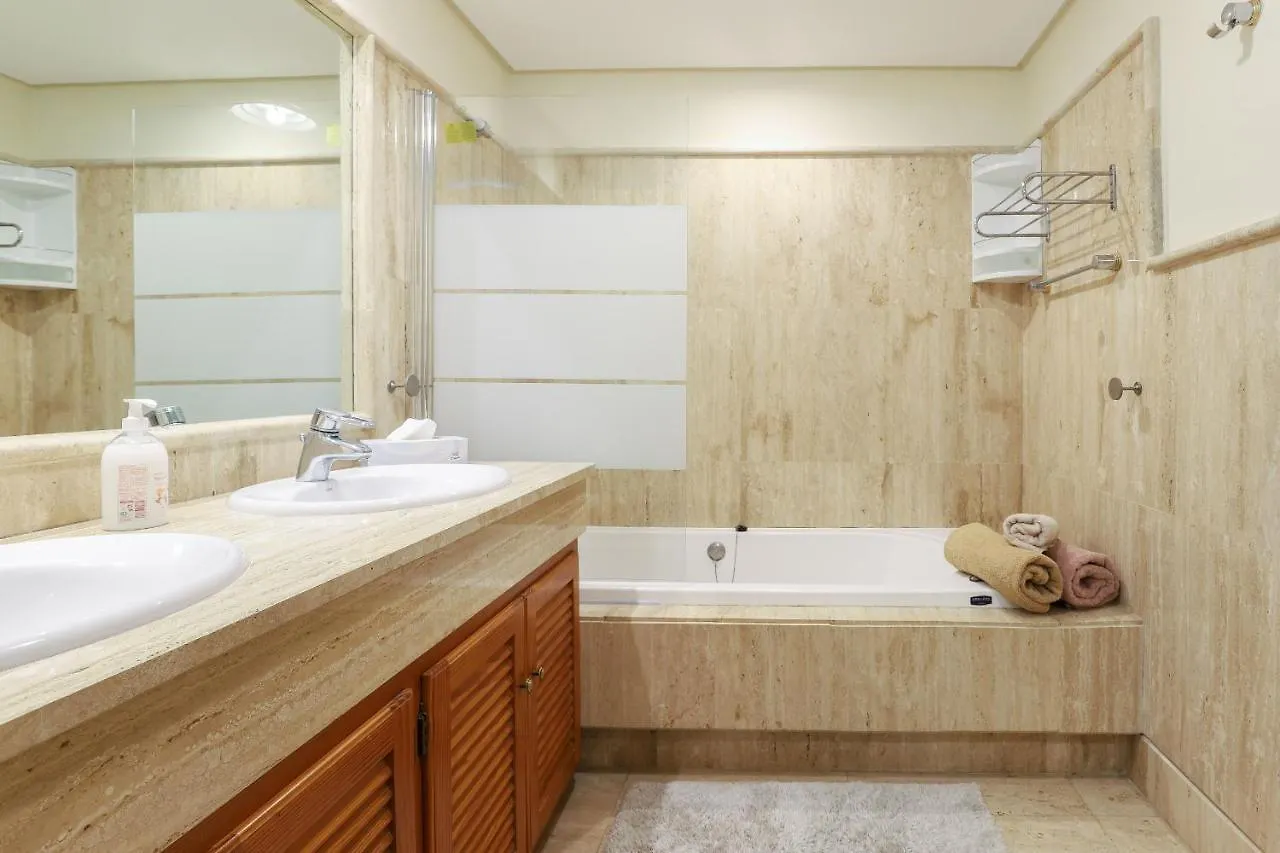 Los Monteros Palm Beach - Sea & Pool View Marbella